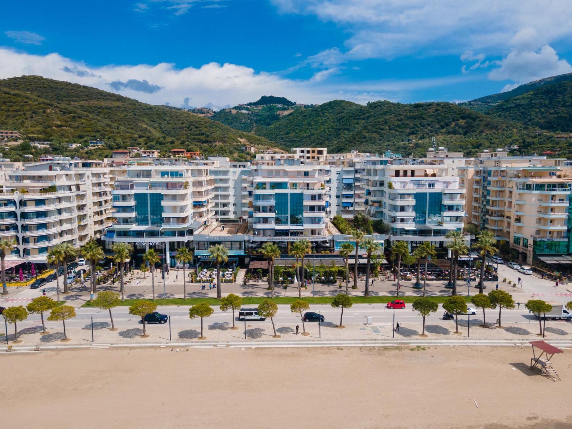 Mustafa Suites Vlore Ngoại thất bức ảnh